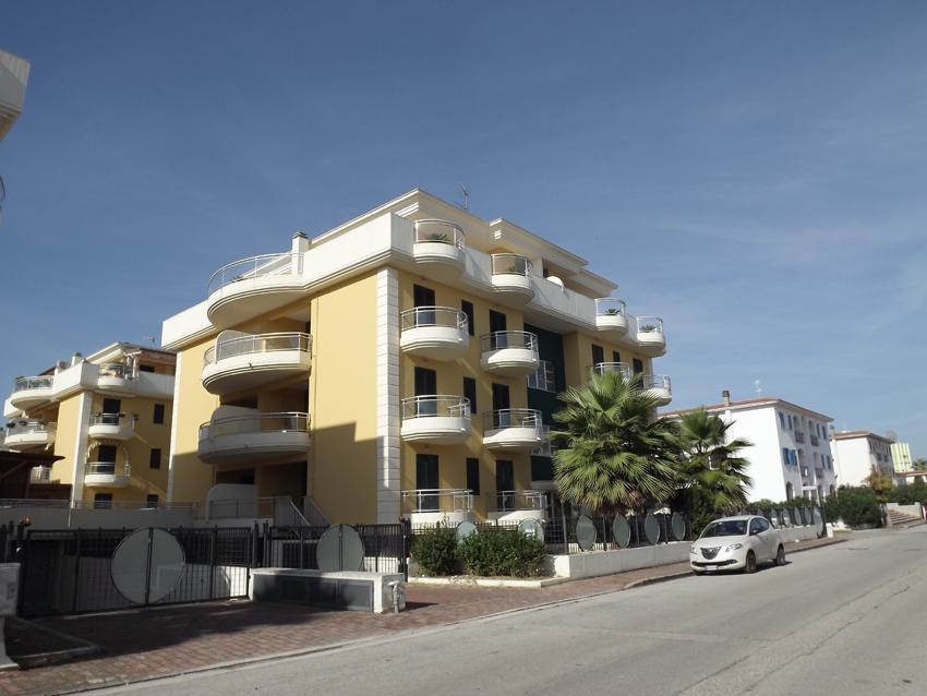 Il Ventaglio Apartment Martinsicuro Eksteriør billede